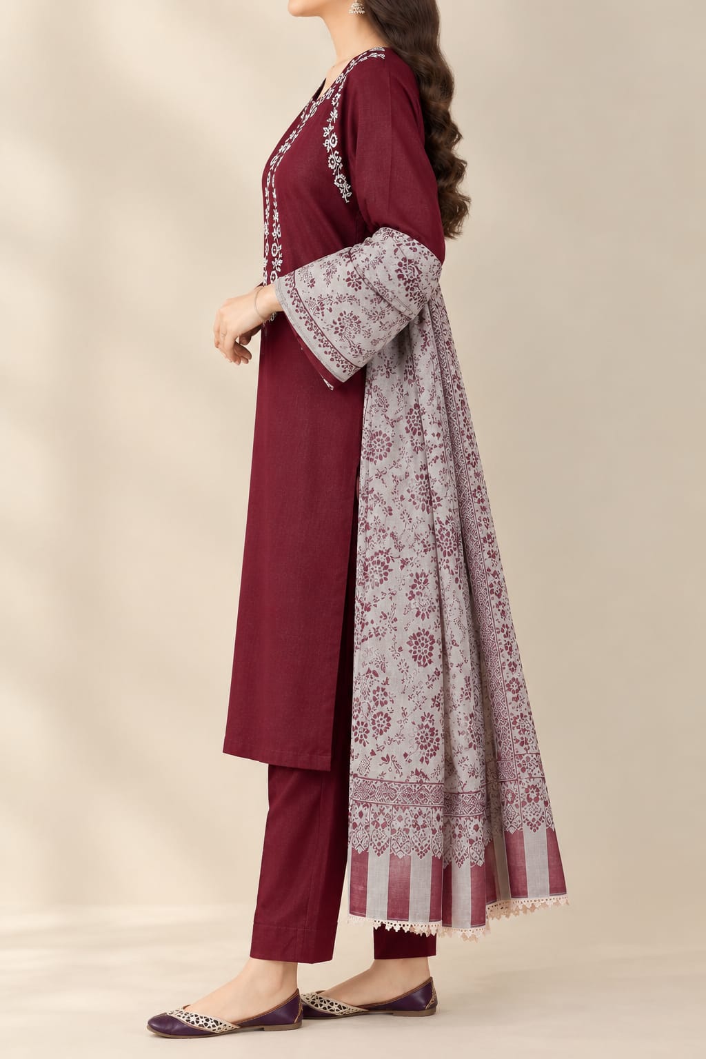 3 pcs Women's Unstitched Embroidered Suit
