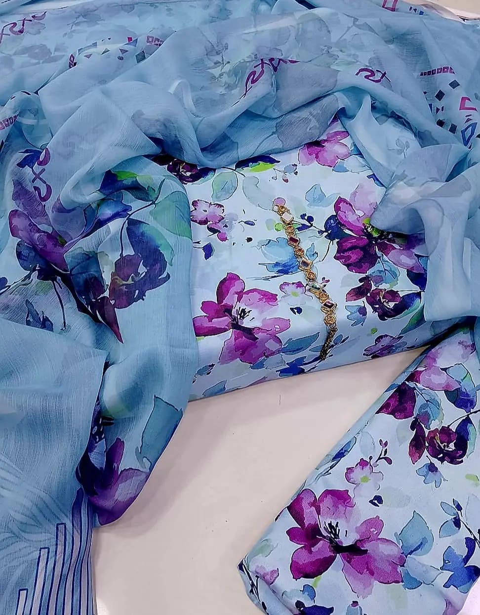 Digital Printed 3 piece Swiss Lawn Suit