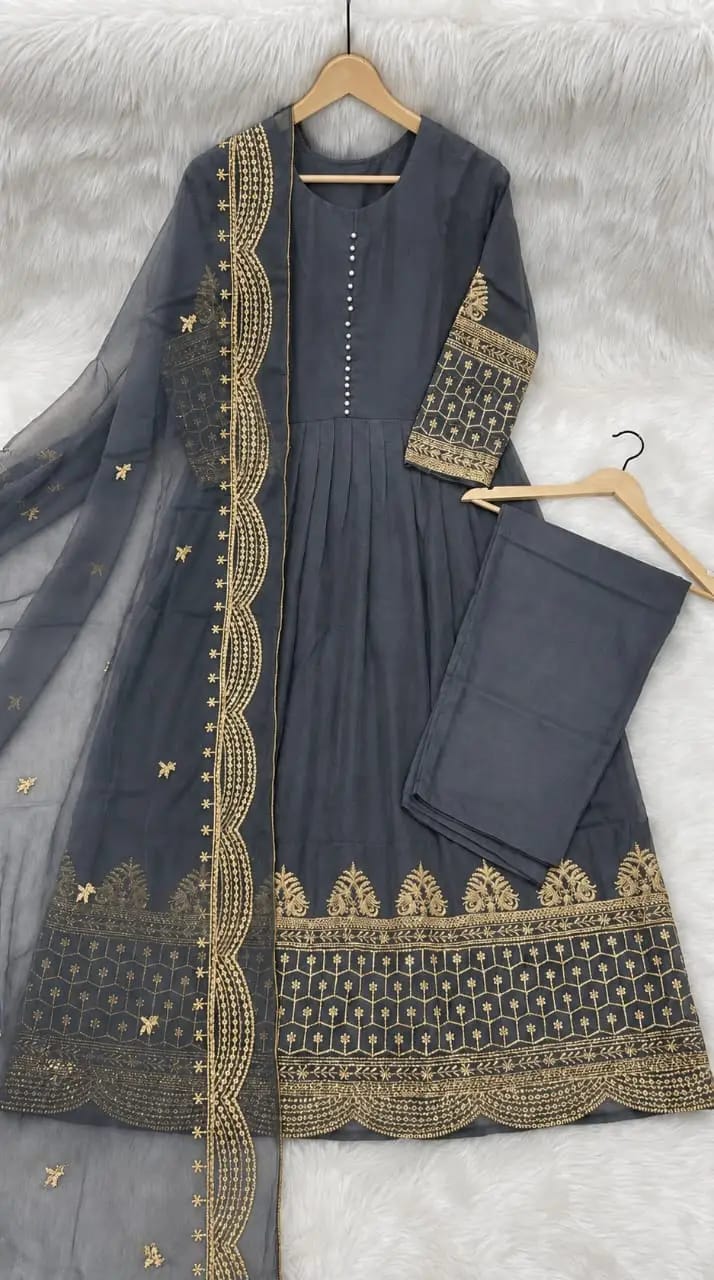 3 pcs Women's Stitched Chiffon Sequins Embroidered Maxi Suit