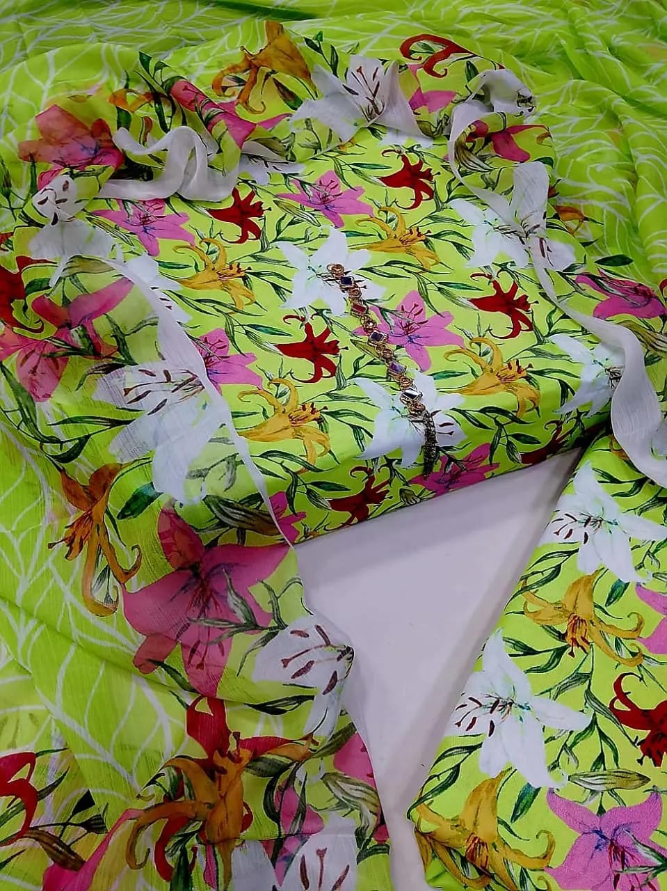 3 piece Swiss Lawn Unstitched Suit