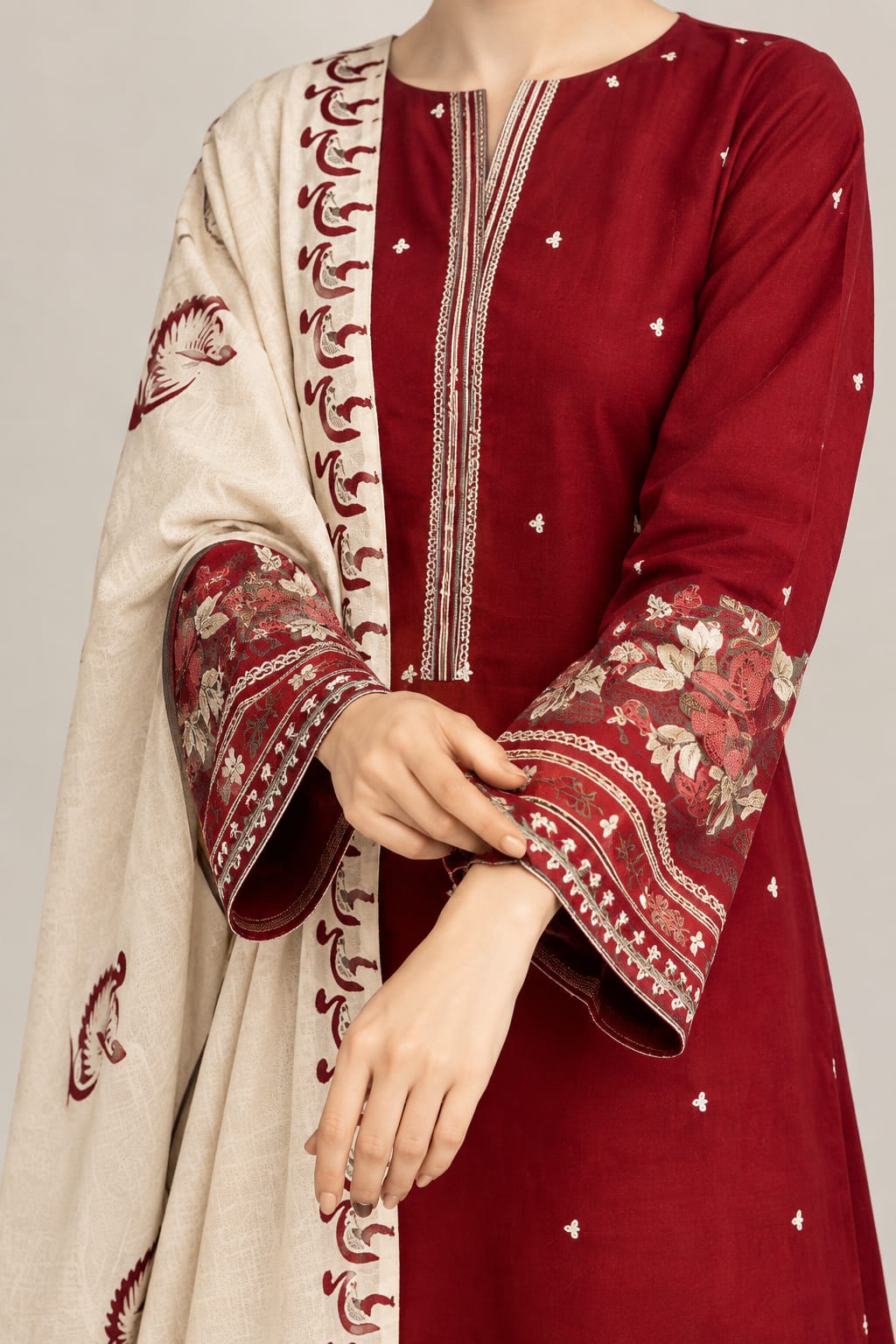3 pcs Women's Unstitched Embroidered Suit